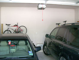 Center view of a non-working garage